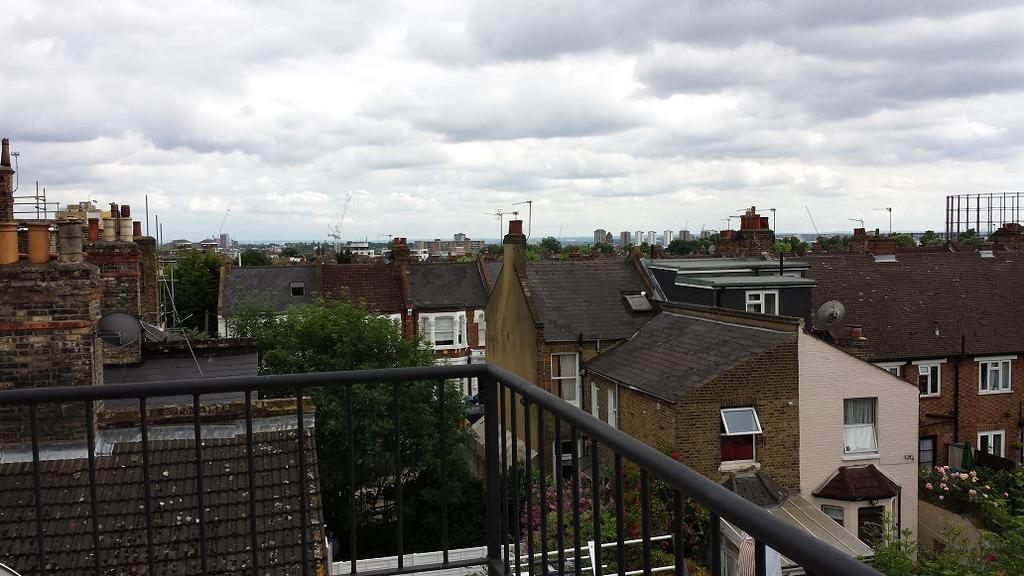 ホテルKensal House Portobello London Wembley エクステリア 写真