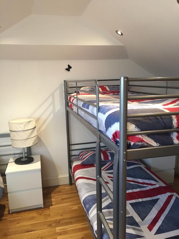ホテルKensal House Portobello London Wembley エクステリア 写真